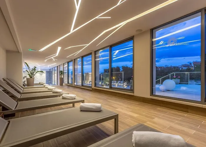 马林酒店 4* 马林斯卡