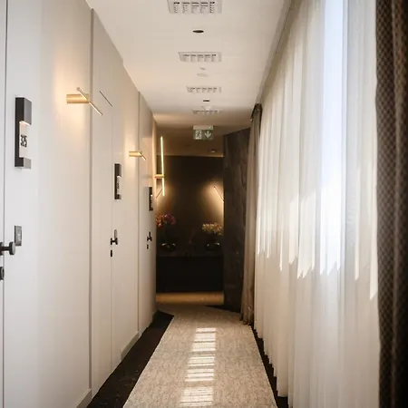 Malin Hotel 4*