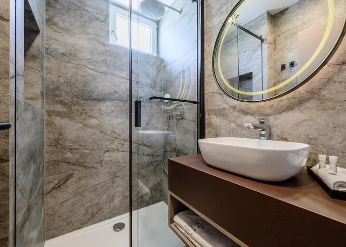 Malin 4* مالينسكا