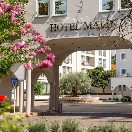 Ξενοδοχείο Malin 4*