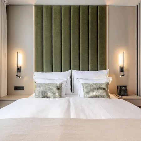 Malin Hotel 4*